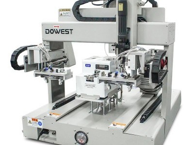 如何選購(gòu)一臺(tái)鎖螺絲機(jī)工廠！-堅(jiān)豐股份